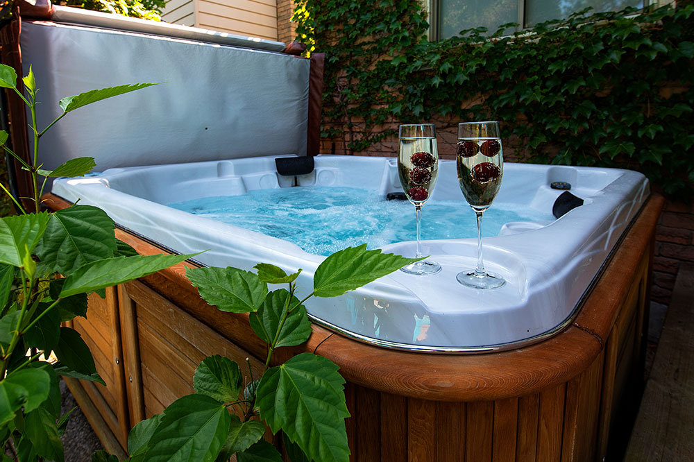 5 Questions to Ask Before Buying a Hot Tub
